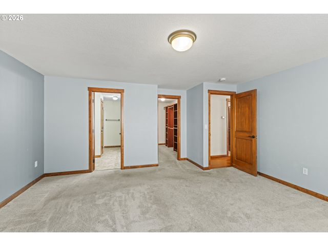 2217 KING Ln, Myrtle Point, OR 97458