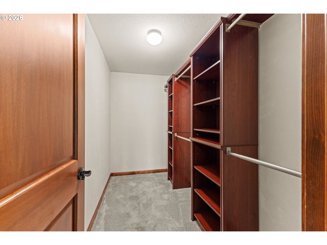 2217 KING Ln, Myrtle Point, OR 97458