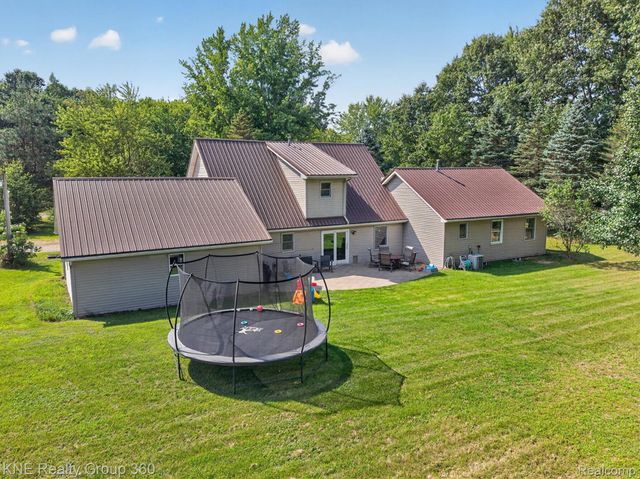 9647 Bellevue Road, Pennfield Charter Township, MI 49014