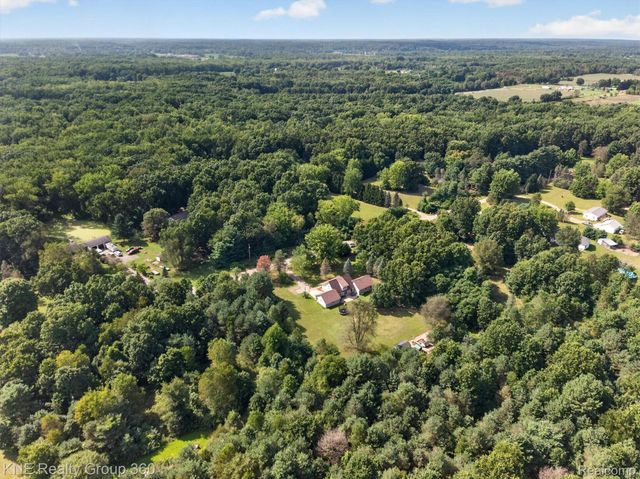 9647 Bellevue Road, Pennfield Charter Township, MI 49014