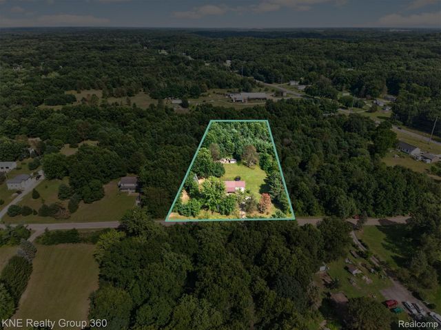 9647 Bellevue Road, Pennfield Charter Township, MI 49014