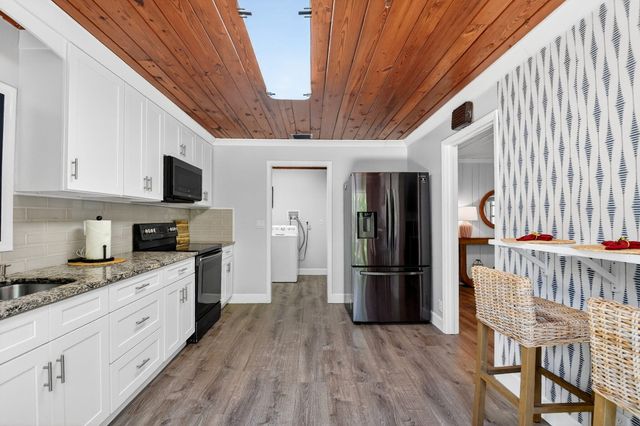 1123 Oak Street, West Palm Beach, FL 33405
