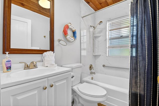 1123 Oak Street, West Palm Beach, FL 33405