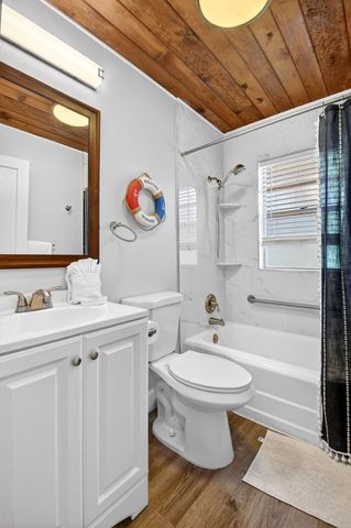 1123 Oak Street, West Palm Beach, FL 33405
