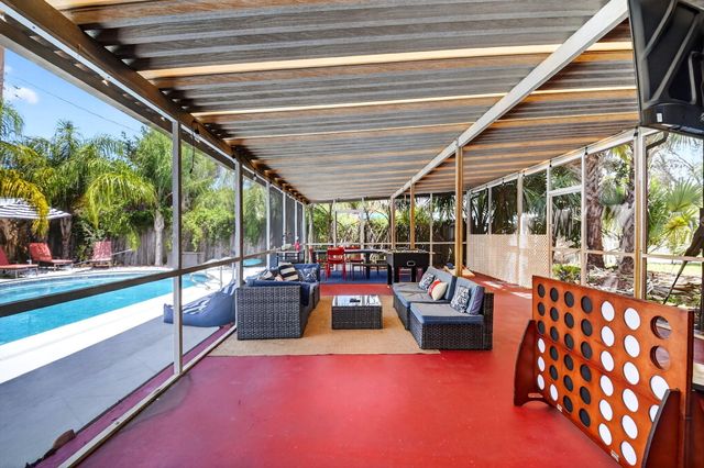 1123 Oak Street, West Palm Beach, FL 33405