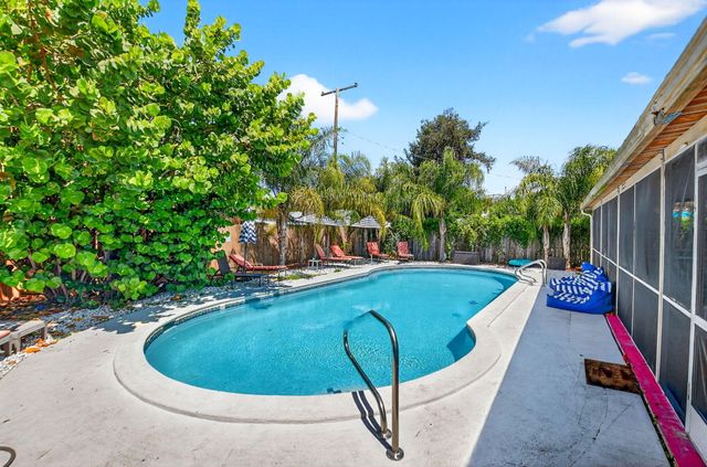 1123 Oak Street, West Palm Beach, FL 33405