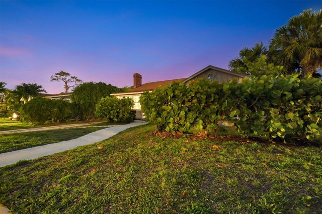 1123 Oak Street, West Palm Beach, FL 33405