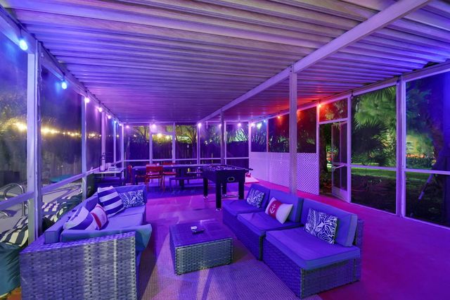 1123 Oak Street, West Palm Beach, FL 33405