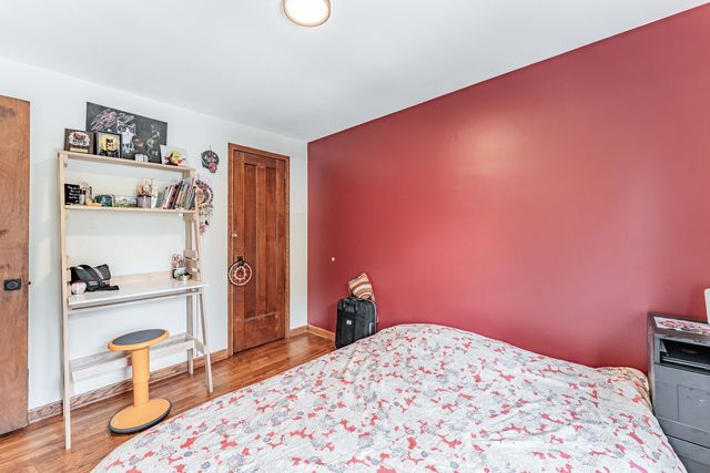 5215 W 63rd Place, Chicago, IL 60638