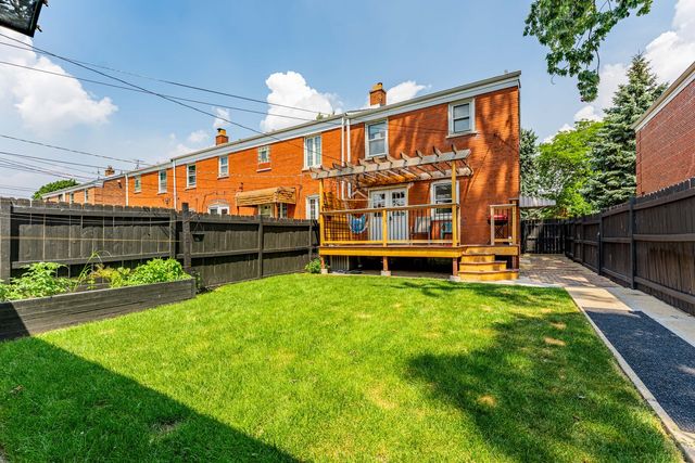 5215 W 63rd Place, Chicago, IL 60638