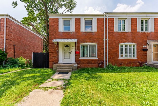 5215 W 63rd Place, Chicago, IL 60638