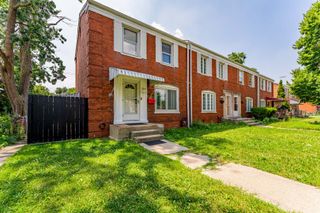 5215 W 63rd Place, Chicago, IL 60638