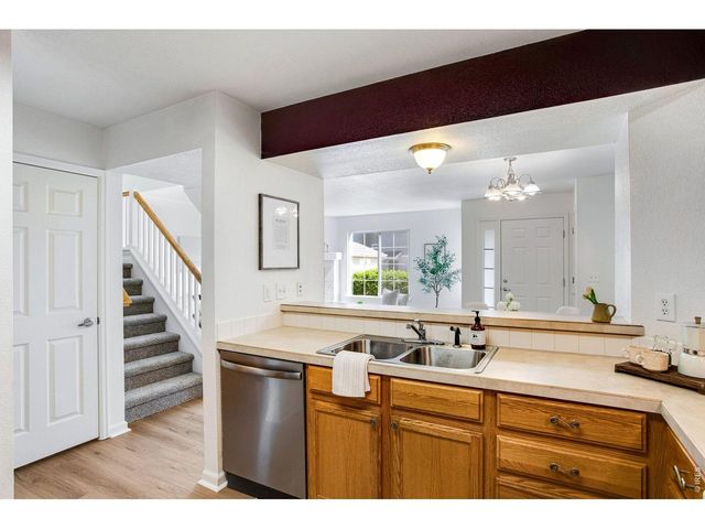 2070 Manitou Ct 102, Loveland, CO 80538