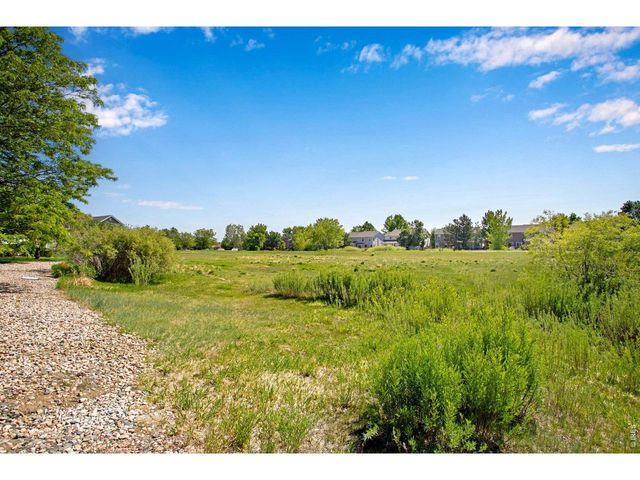 2070 Manitou Ct 102, Loveland, CO 80538