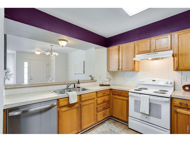2070 Manitou Ct 102, Loveland, CO 80538