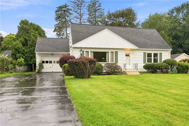 15 Austin Drive, Penfield, NY 14625
