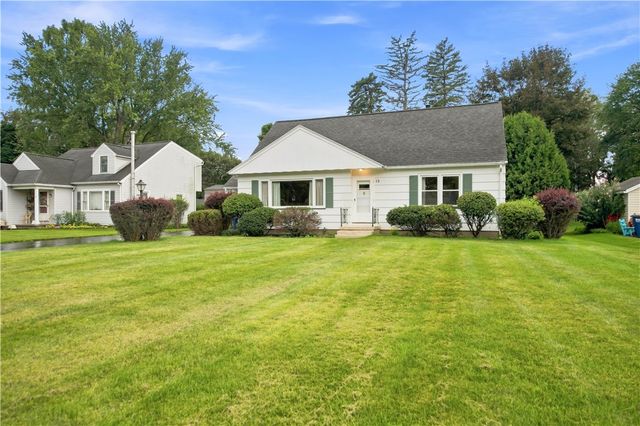 15 Austin Drive, Penfield, NY 14625