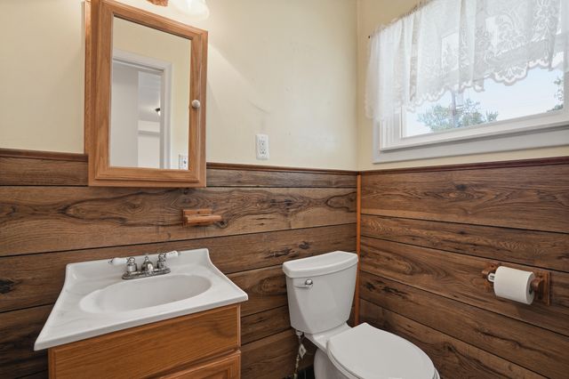 35843 Rewa Street, Clinton Twp, MI 48035