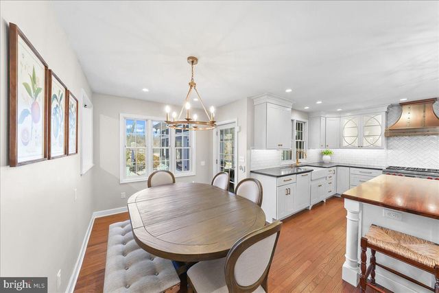 345 COUNTRY LN, Phoenixville, PA 19460