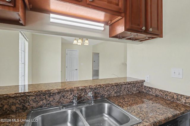 2024 Irma Circle, Ocean Springs, MS 39564
