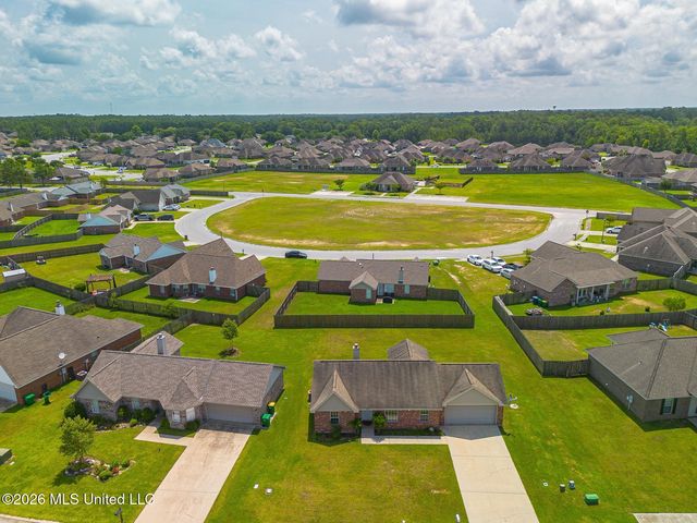 2024 Irma Circle, Ocean Springs, MS 39564
