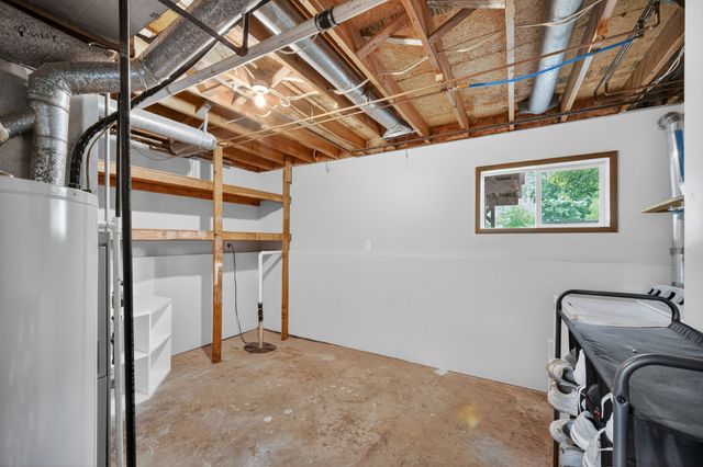 108 SW E Street, Melcher Dallas, IA 50163
