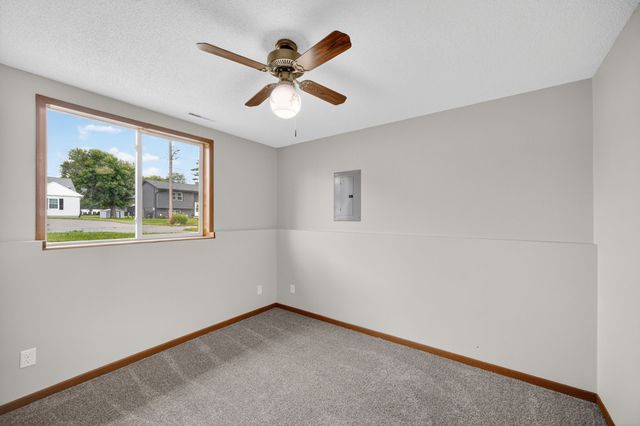 108 SW E Street, Melcher Dallas, IA 50163