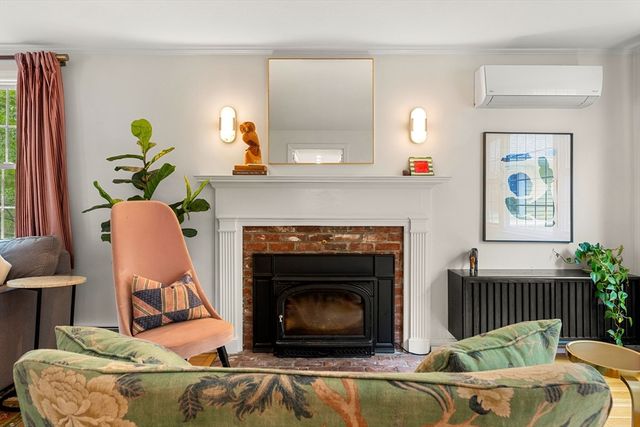 156 Washington St, Boxford, MA 01921