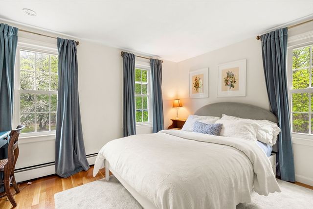 156 Washington St, Boxford, MA 01921