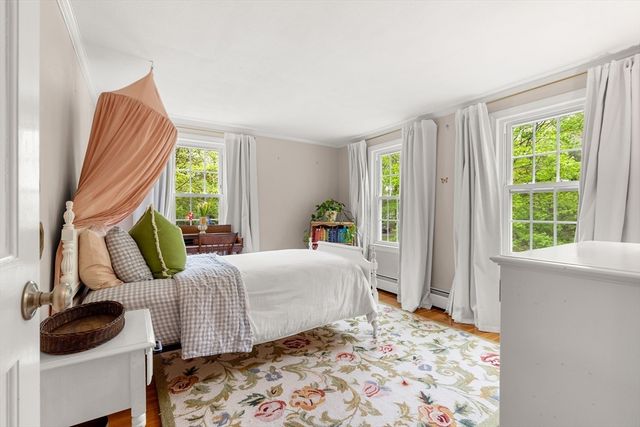 156 Washington St, Boxford, MA 01921
