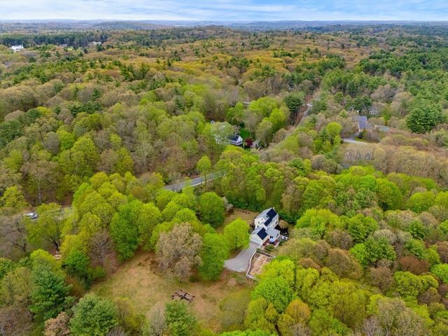 156 Washington St, Boxford, MA 01921