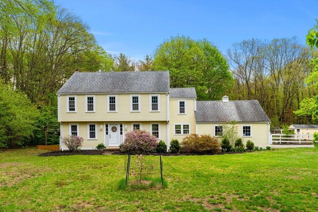 156 Washington St, Boxford, MA 01921