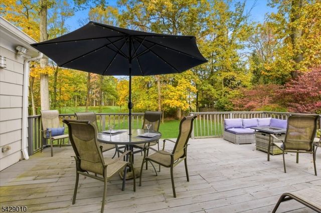105 Tennyson Dr, Millburn Twp., NJ 07078