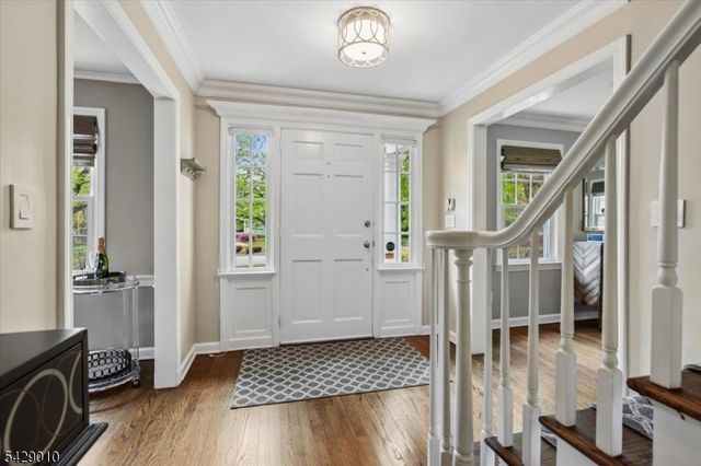 105 Tennyson Dr, Millburn Twp., NJ 07078