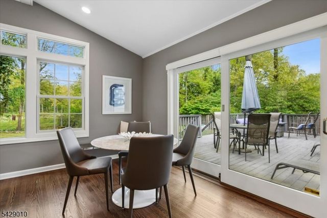 105 Tennyson Dr, Millburn Twp., NJ 07078