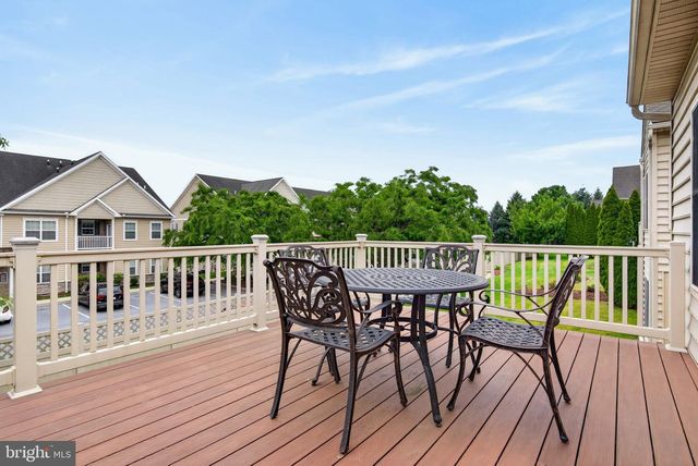 1250 TUMBLESTONE DR, Mount Joy, PA 17552