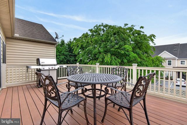 1250 TUMBLESTONE DR, Mount Joy, PA 17552