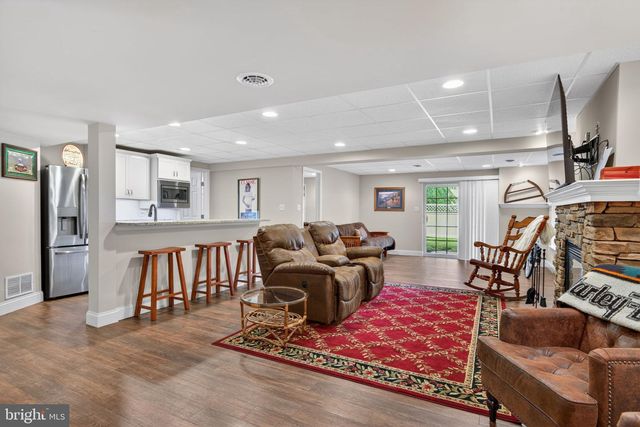 1250 TUMBLESTONE DR, Mount Joy, PA 17552