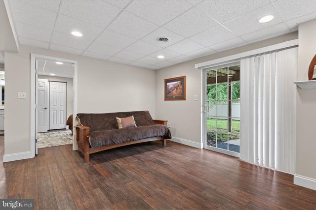 1250 TUMBLESTONE DR, Mount Joy, PA 17552