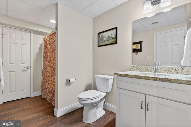 1250 TUMBLESTONE DR, Mount Joy, PA 17552