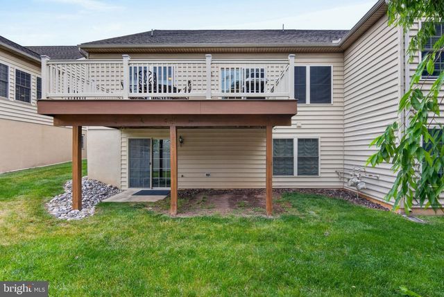 1250 TUMBLESTONE DR, Mount Joy, PA 17552