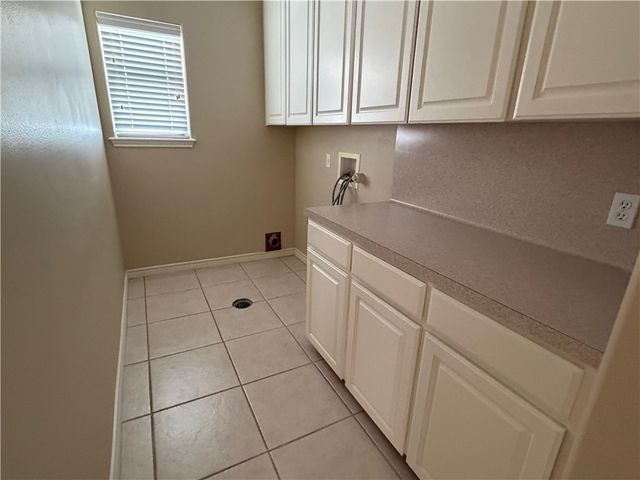 15210 Cruiser St B, Corpus Christi, TX 78418