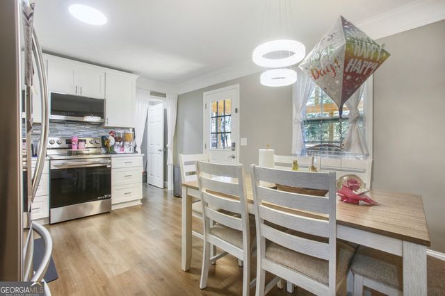 2001 RAYMONDS Drive, Loganville, GA 30052