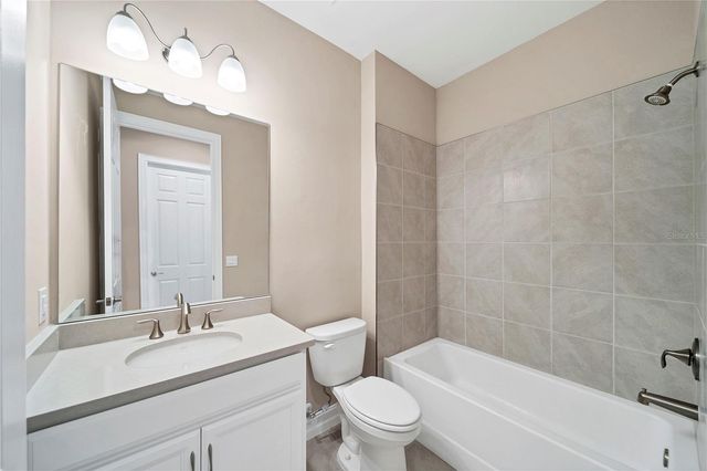 305 IBIZA LOOP, Venice, FL 34292