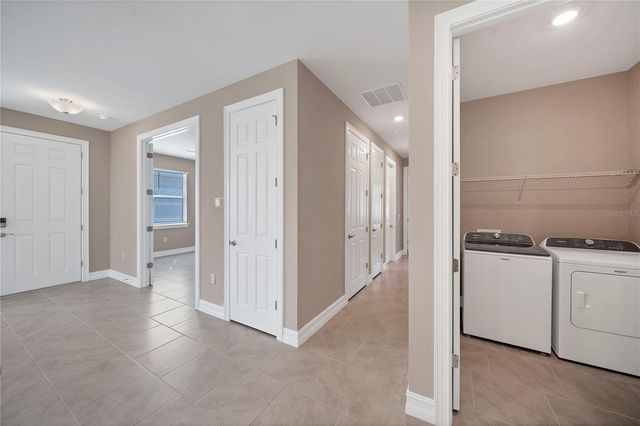305 IBIZA LOOP, Venice, FL 34292
