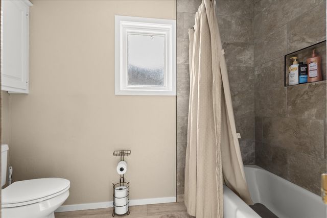 2001 Longhorn Drive, Levelland, TX 79336