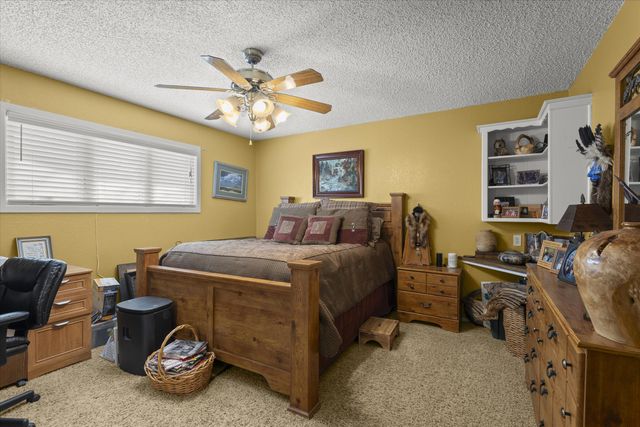 2001 Longhorn Drive, Levelland, TX 79336