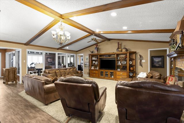 2001 Longhorn Drive, Levelland, TX 79336