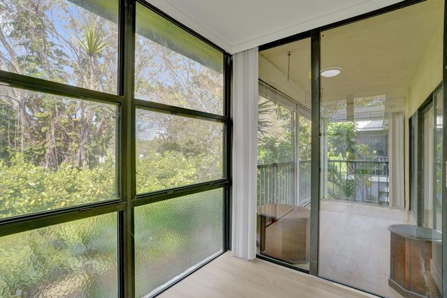 1040 Homewood Boulevard L202, Delray Beach, FL 33445