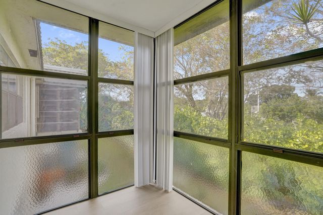 1040 Homewood Boulevard L202, Delray Beach, FL 33445